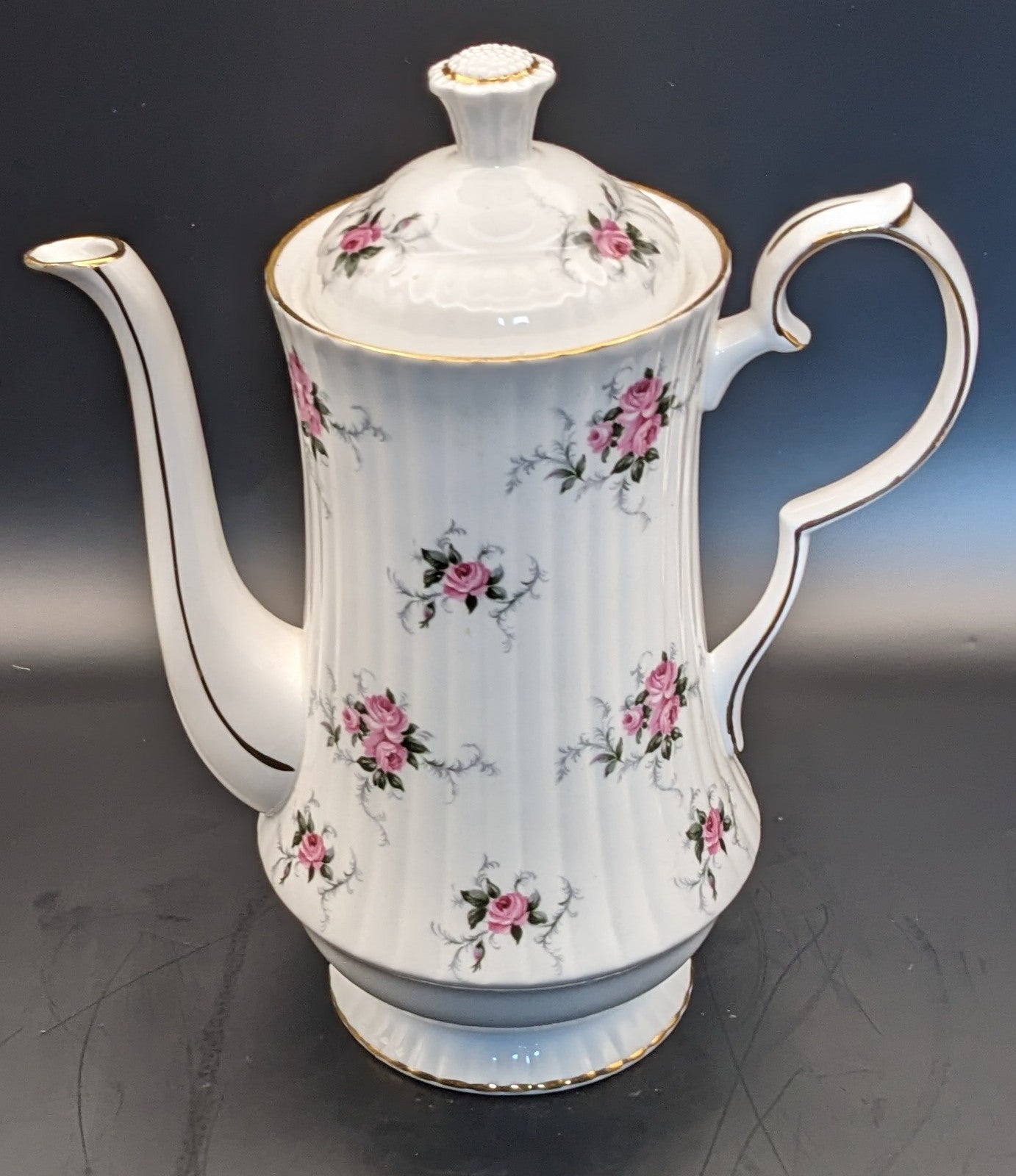 Princess House Crystal Windsor Rose Tea Pot with Lid/ Coffee Pot