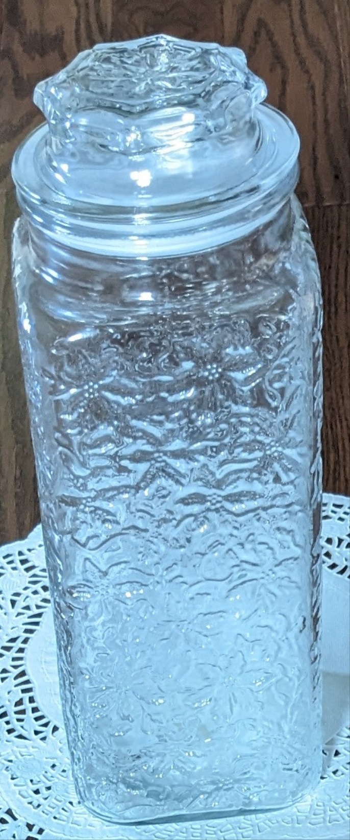 Princess House Crystal  Fantasia Crystal Large Storage Jar/ Canister