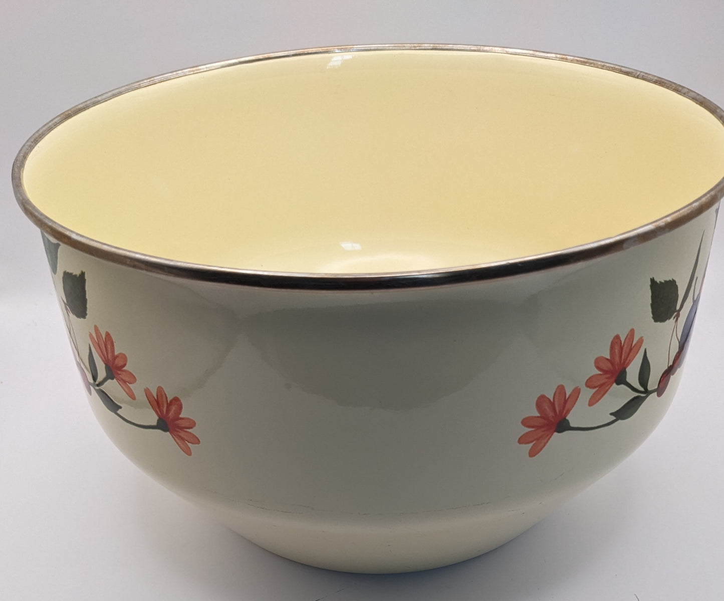 Vitroceramic Enamel Heavy Mixing Bowl. Induction, Gas or Electric Bowl.