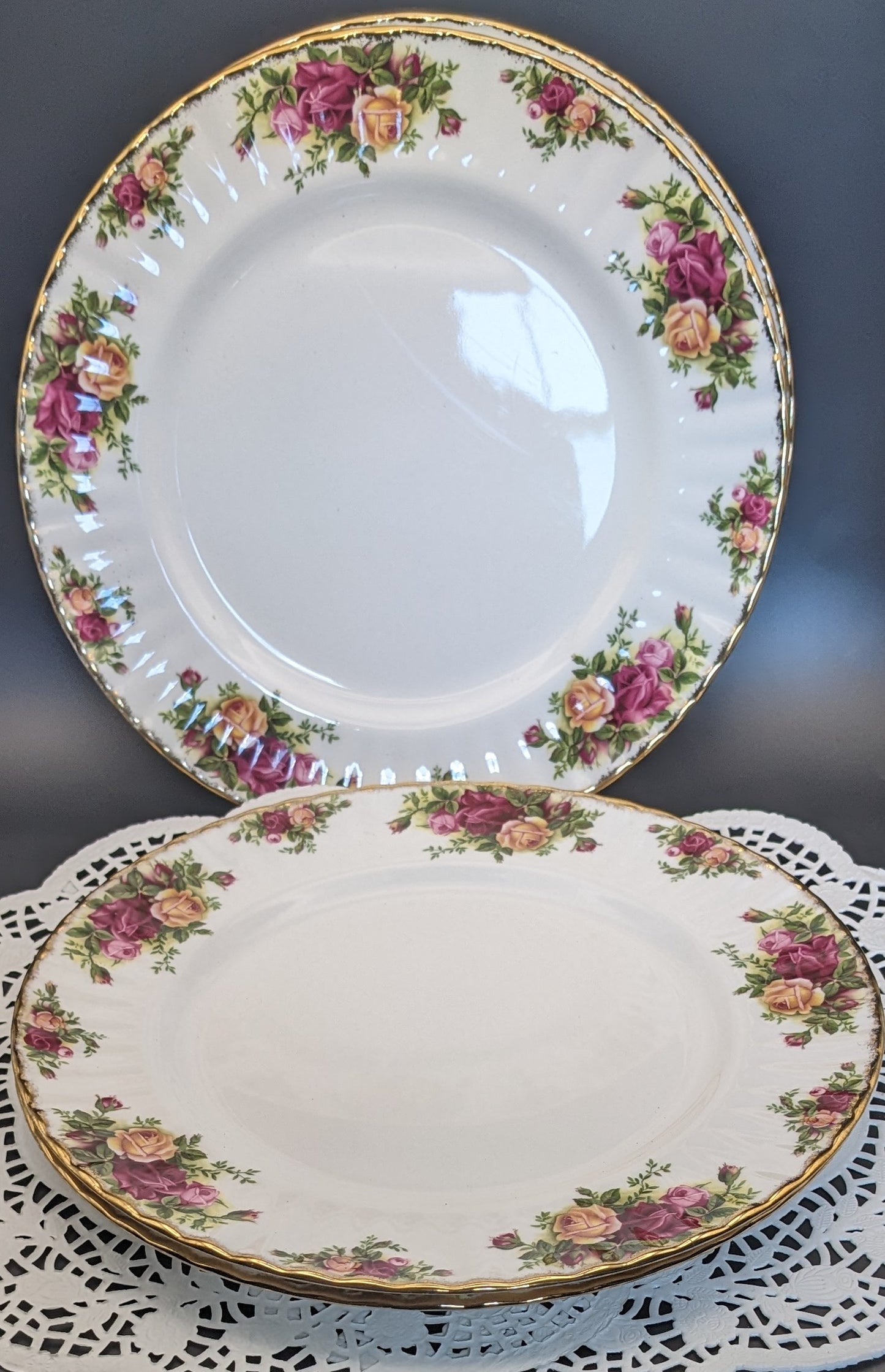 Royal Albert Old County  Roses 10.5" Bone China Dinner Plate