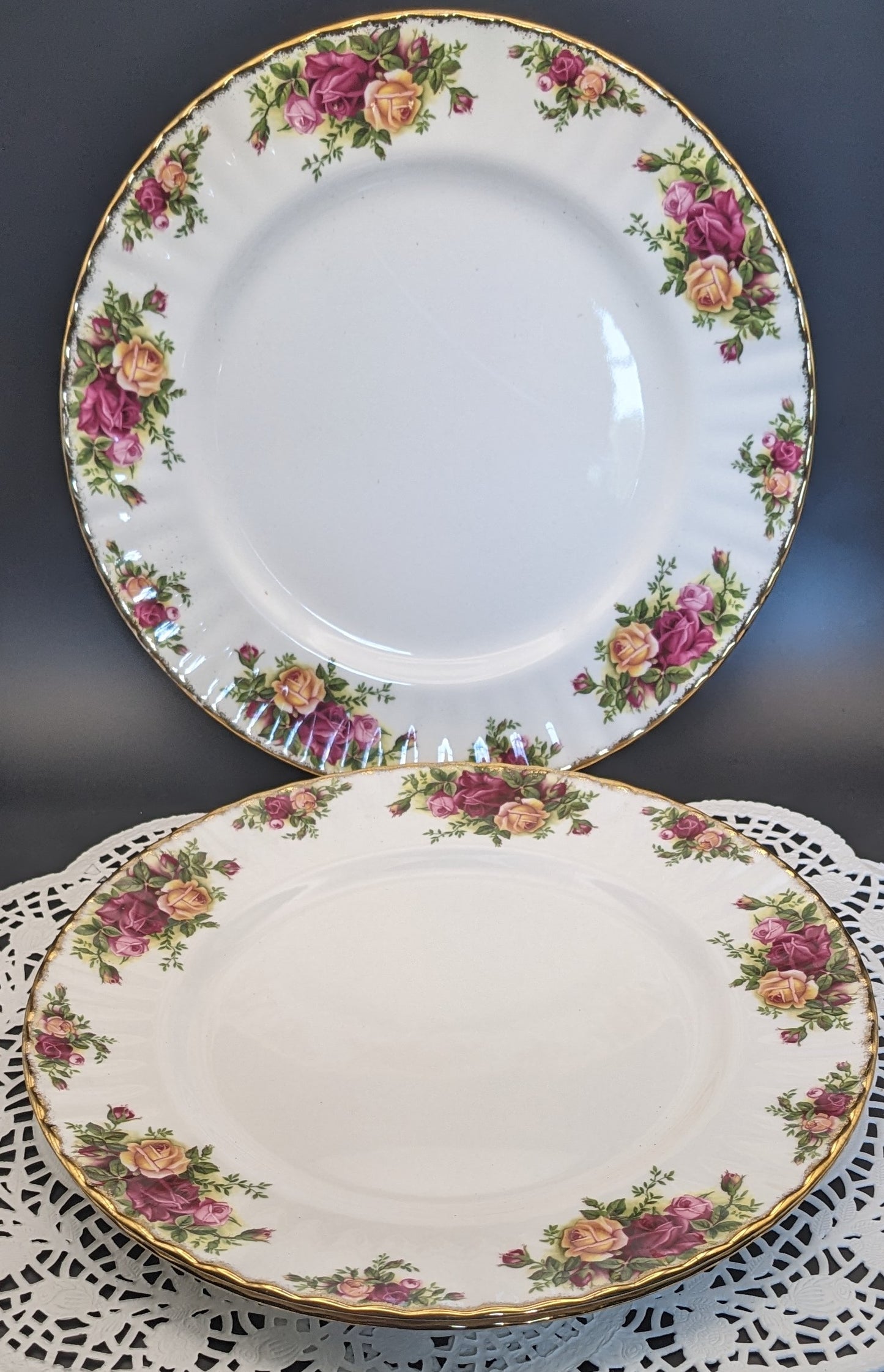 Royal Albert Old County  Roses 10.5" Bone China Dinner Plate