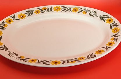 14" Homer Laughlin Yellow Daisy Platter