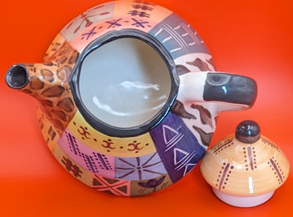 South African Hand-Painted Tribal Ceramic 32 Ounces Teapot/ Coffee Pot